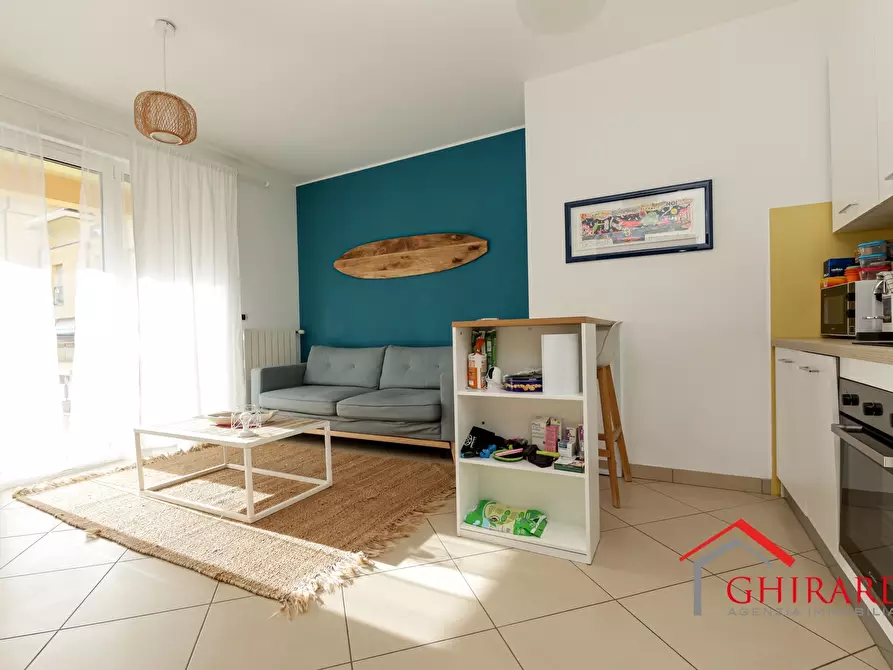 Immagine 1 di Bilocale in vendita  in VIA CIBRARIO 37 a Genova