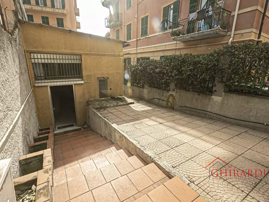 Immagine 27 di Magazzino in vendita  in VIA ANDREA DEL SARTO 46R a Genova