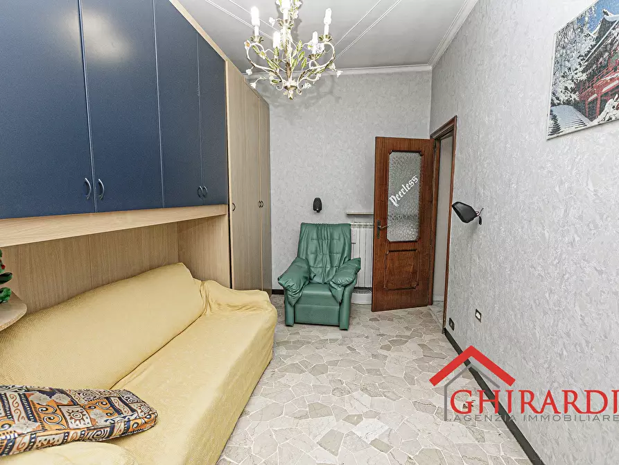 Immagine 24 di Quadrilocale in vendita  in Via Luigi Galvani 24 a Genova