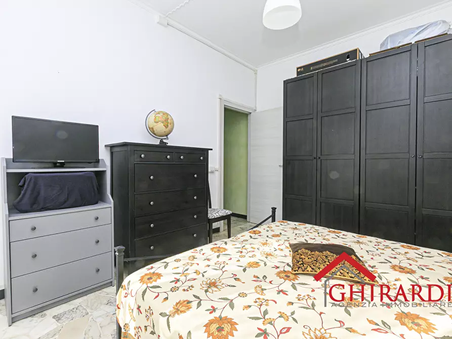 Immagine 26 di Bilocale in vendita  in Piazza Silvio Arrivabene 7a a Genova