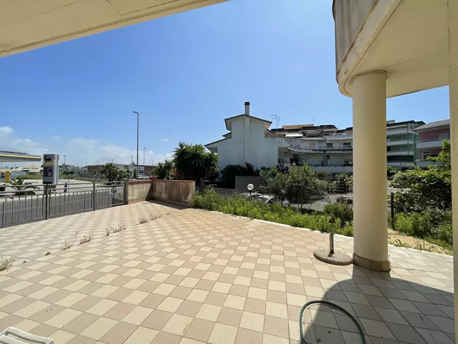 Immagine 21 di Trilocale in vendita  in Via del Parco 3 a Nettuno