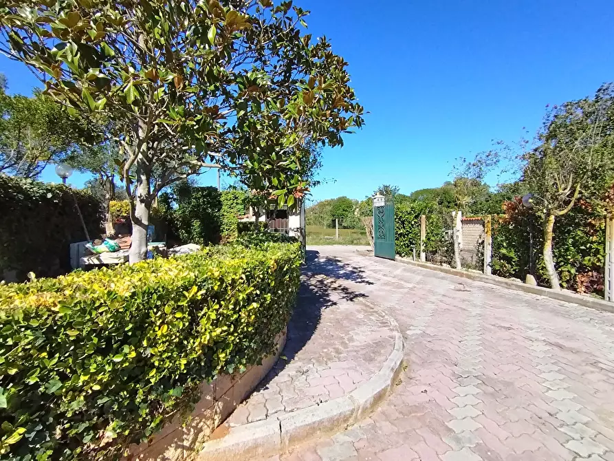 Immagine 25 di Casa bifamiliare in vendita  in Via Mentana 9 a Nettuno