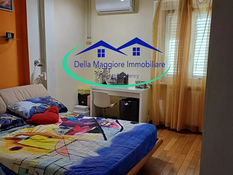 Immagine 9 di Casa indipendente in vendita  a Livorno