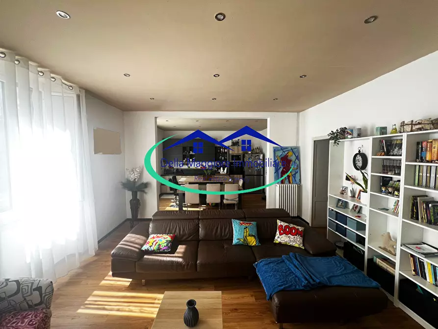 Immagine 9 di Quadrilocale in vendita  in Piazza Mazzini a Livorno