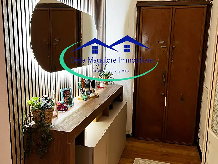 Immagine 2 di Quadrilocale in vendita  in Piazza Mazzini a Livorno