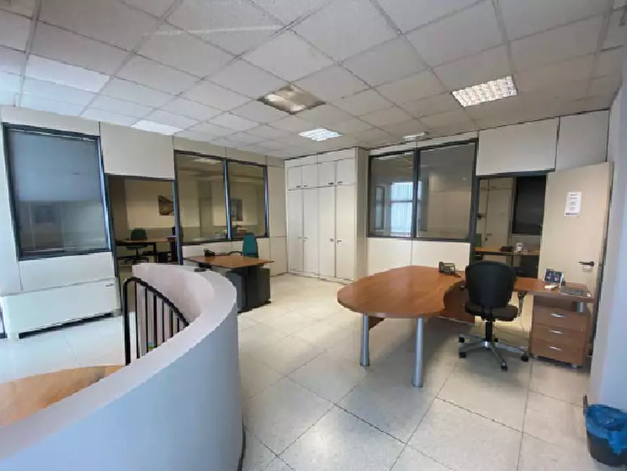 Immagine 6 di Capannone industriale in vendita  a Parma