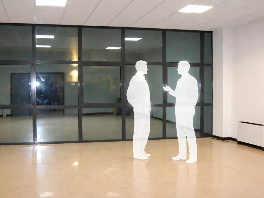 Immagine 4 di Attività artigianale in affitto  a Parma