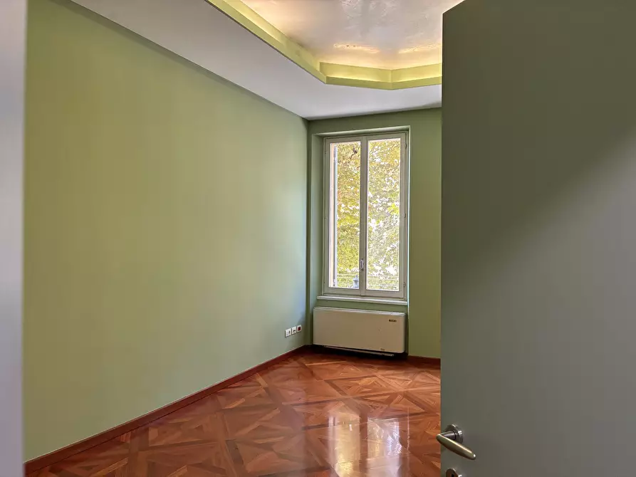 Immagine 11 di Ufficio in affitto  a Parma