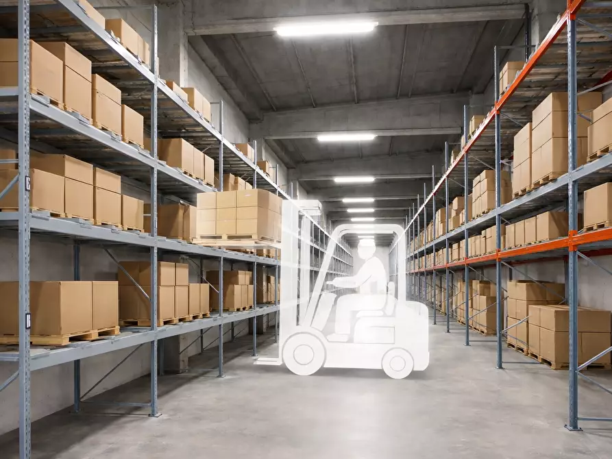 Immagine 5 di Attività artigianale in affitto  a Parma