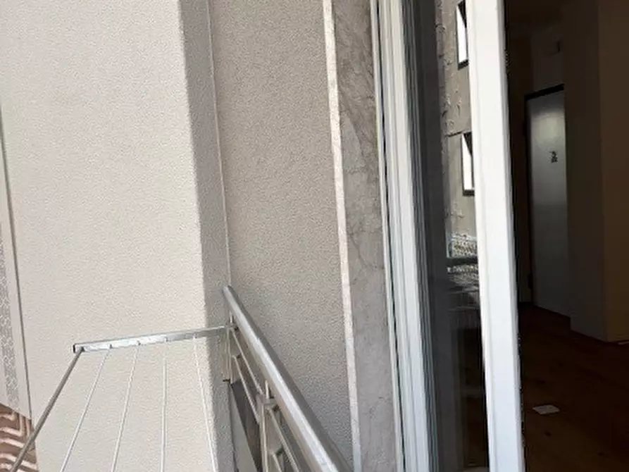 Immagine 10 di Trilocale in affitto  in Via Malta a Trento