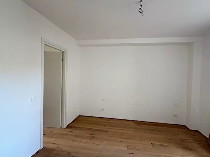 Immagine 9 di Trilocale in affitto  in Via Malta a Trento