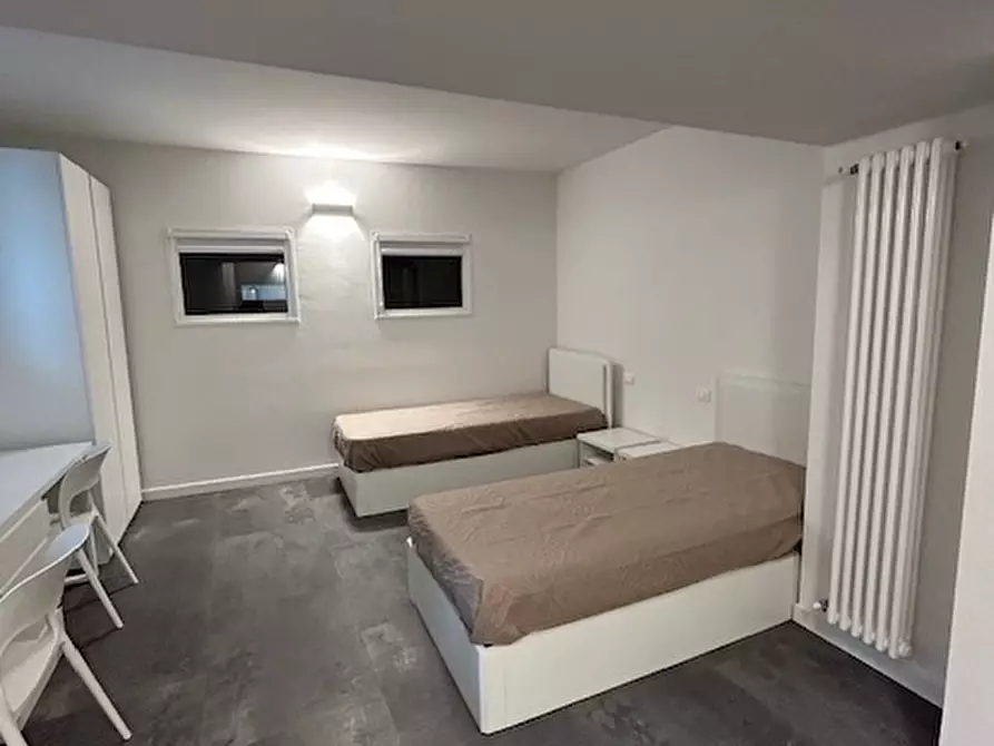 Immagine 1 di Stanza singola in affitto  in Via Roggiagrande 14 a Trento