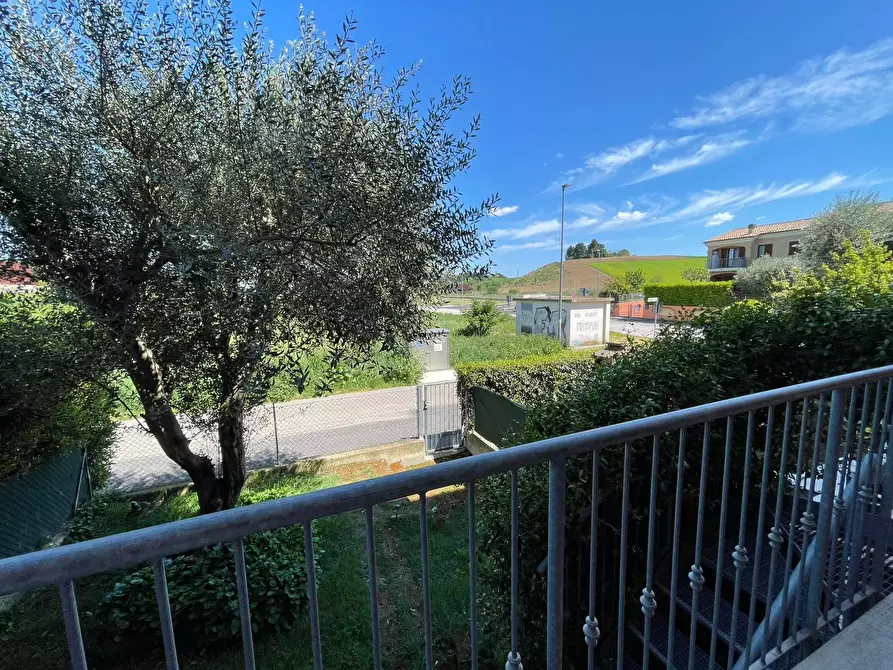 Immagine 11 di Bilocale in vendita  in Via D' ancona a Ancona
