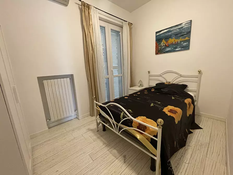 Immagine 14 di Villa in vendita  in Via Ischia a Numana