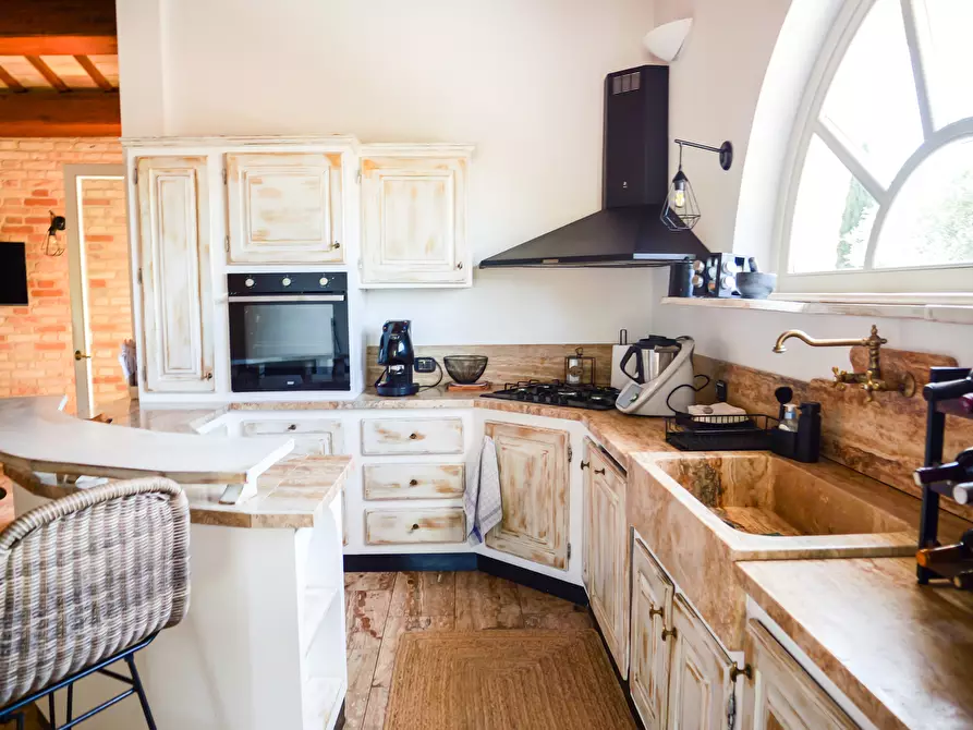 Immagine 26 di Villa in vendita  in Via Passarini a Recanati