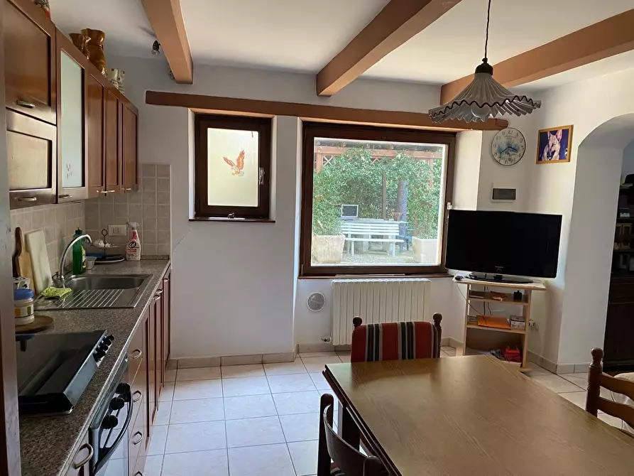 Immagine 9 di Rustico / casale in vendita  in Massignano a Ancona