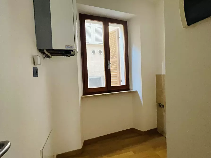 Immagine 8 di Bilocale in vendita  in via traffico a Ancona