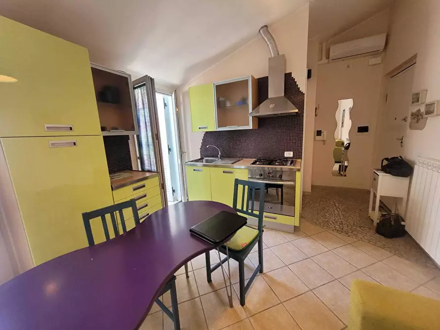 Immagine 1 di Bilocale in vendita  in Via Mattei 14 a Civitanova Marche