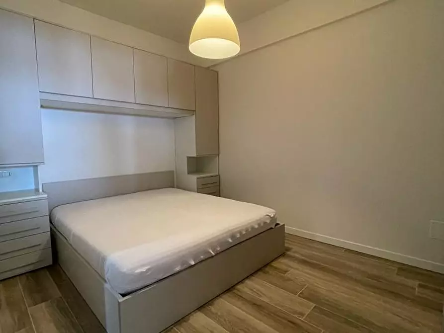 Immagine 25 di Bilocale in vendita  in Via Claudio Salmoni a Ancona