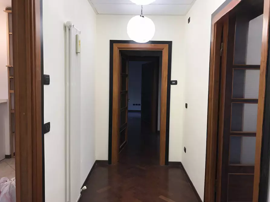 Immagine 9 di Trilocale in vendita  in quartiere adriatico a Ancona