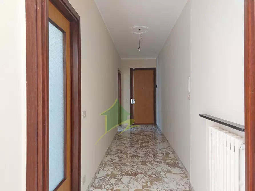 Immagine 9 di Trilocale in affitto  in Via Vallarino 78 a San Remo