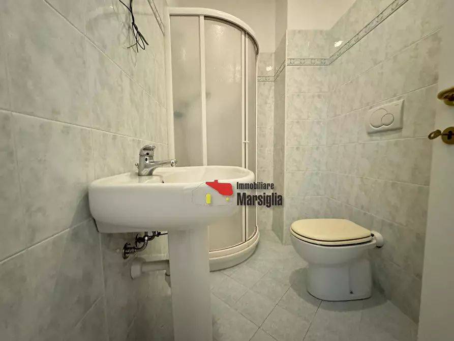 Immagine 16 di Trilocale in vendita  in Via Franco Alfano 37 a San Remo