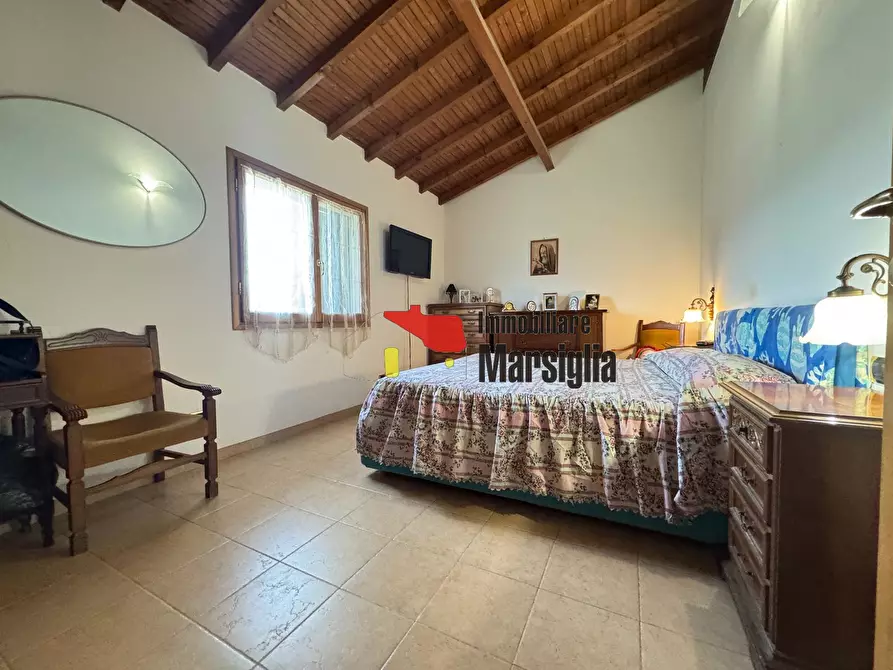 Immagine 25 di Villa in vendita  in Via Monsignore Tornatore a Dolceacqua