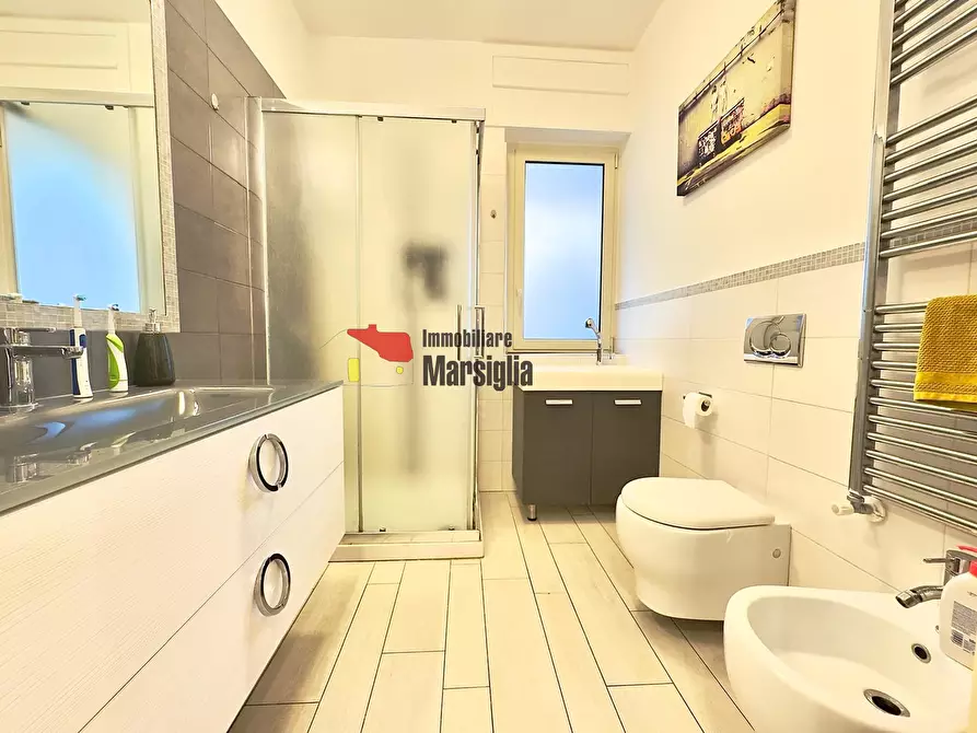 Immagine 30 di Pentalocale in vendita  in Corso Guglielmo Marconi 150 a San Remo