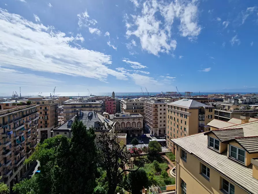 Immagine 1 di Appartamento in vendita  in SALITA INFERIORE SALVATOR ROSA a Genova