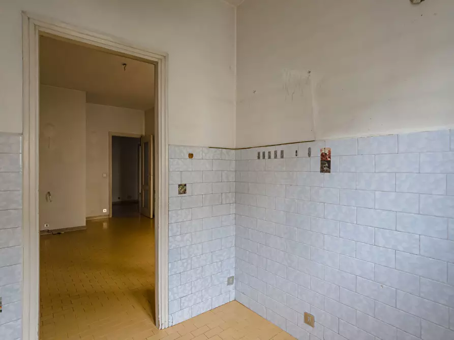 Immagine 16 di Quadrilocale in vendita  in Via Fratelli Carando a Torino