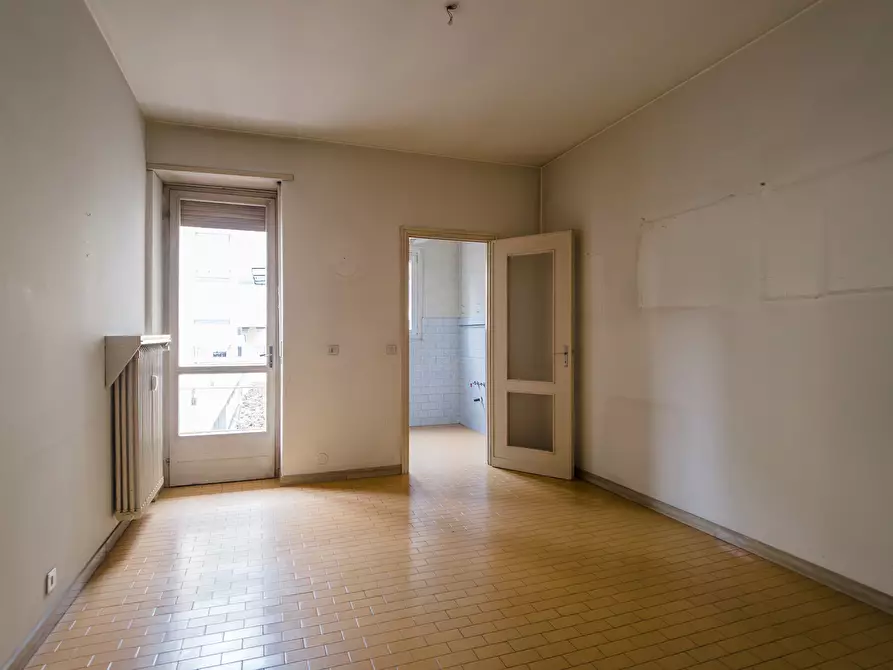 Immagine 12 di Quadrilocale in vendita  in Via Fratelli Carando a Torino