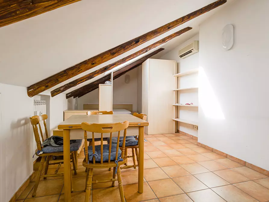 Immagine 3 di Bilocale in vendita  in Via Moretta a Torino