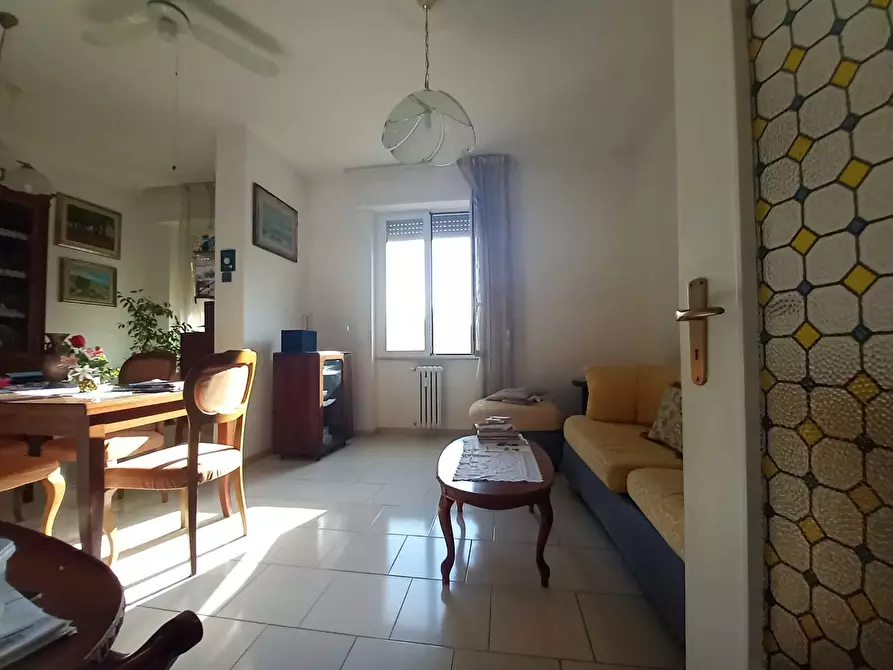 Immagine 12 di Pentalocale in vendita  a Livorno