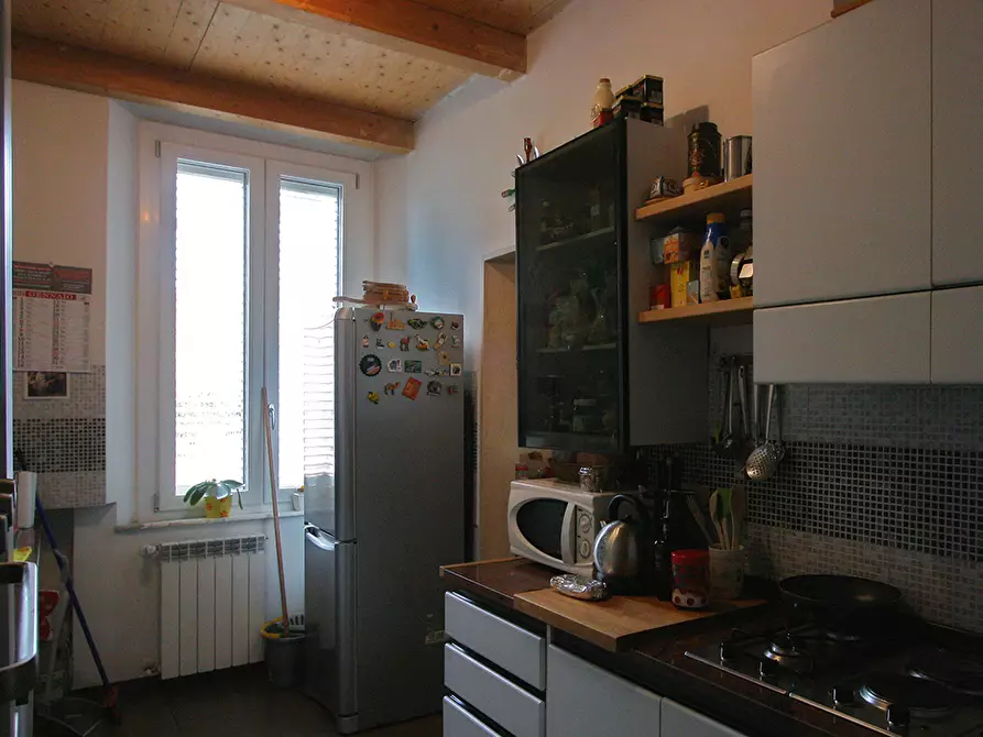 Immagine 8 di Pentalocale in vendita  a Livorno