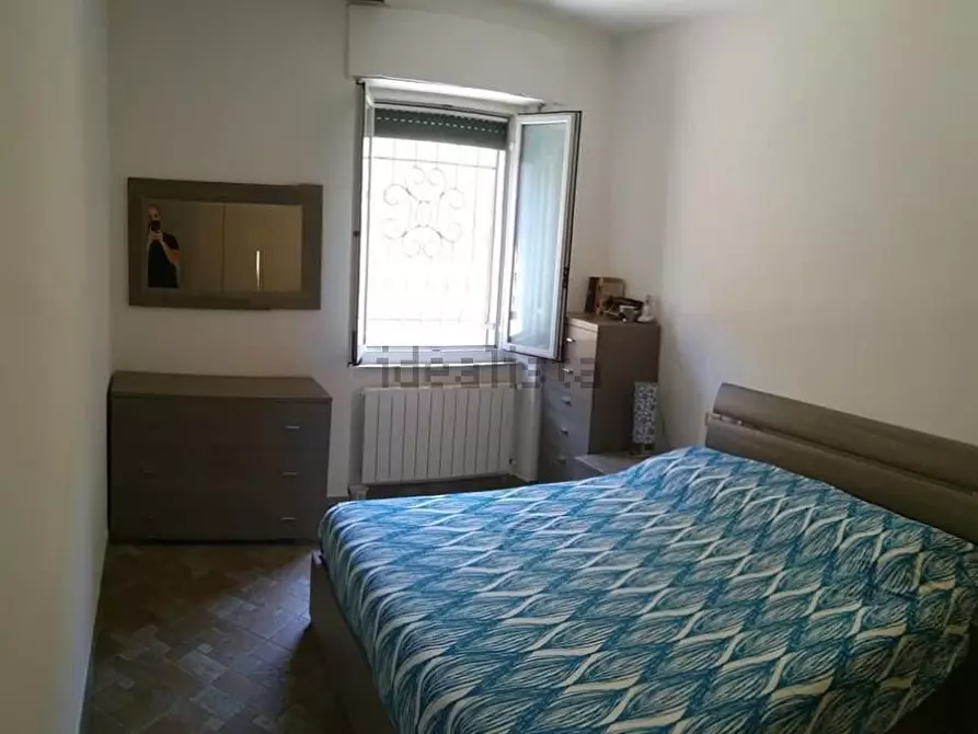 Immagine 4 di Trilocale in vendita  a Livorno