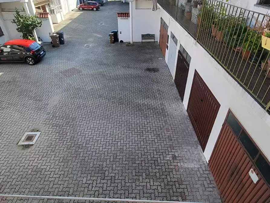 Immagine 29 di Quadrilocale in vendita  in Via Francesco Donato 7 a Vercelli