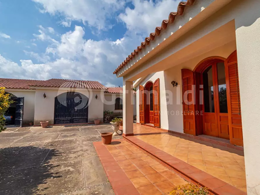 Immagine 16 di Villa in vendita  in Via Bella Pettinata 1 a Avola