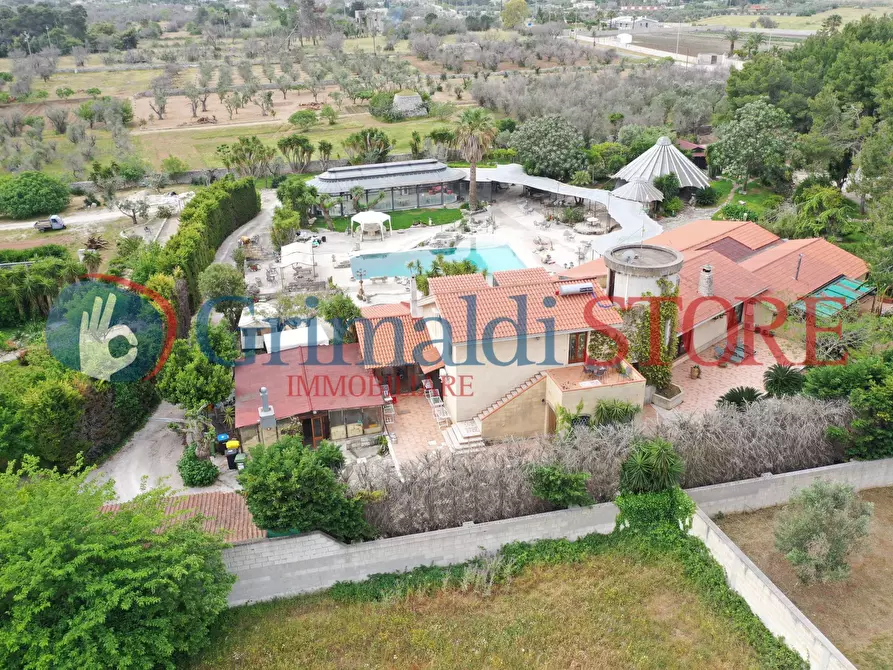 Immagine 11 di Casa indipendente in vendita  in C.S. Lu Monte 1 a Lizzanello