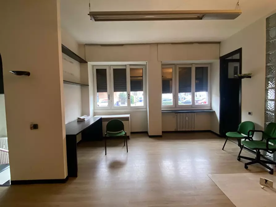 Immagine 20 di Ufficio in vendita  in Viale Paolo Onorato Vigliani 13 a Milano