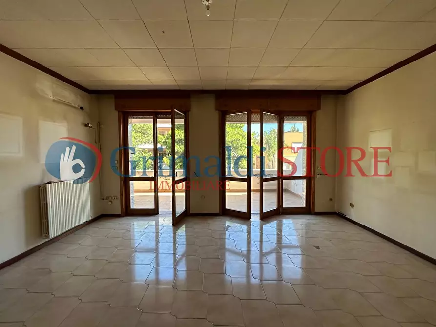 Immagine 23 di Pentalocale in vendita  in Via Giovanni Gentile 3030 a Lecce