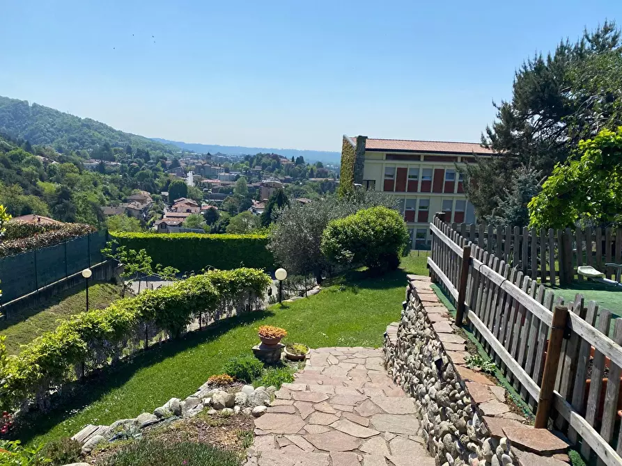 Immagine 29 di Villa in vendita  in Via delle Busacce 28 a San Fermo Della Battaglia