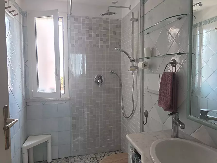 Immagine 13 di Bilocale in affitto  in Via Filibeck 10 a Anzio