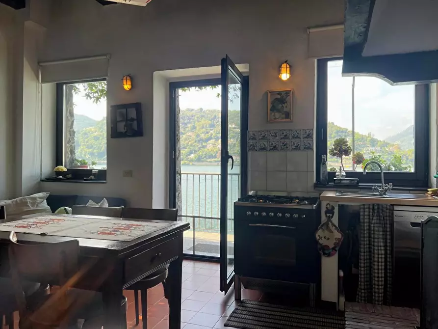 Immagine 6 di Casa indipendente in affitto  in Viale Geno 16 a Como