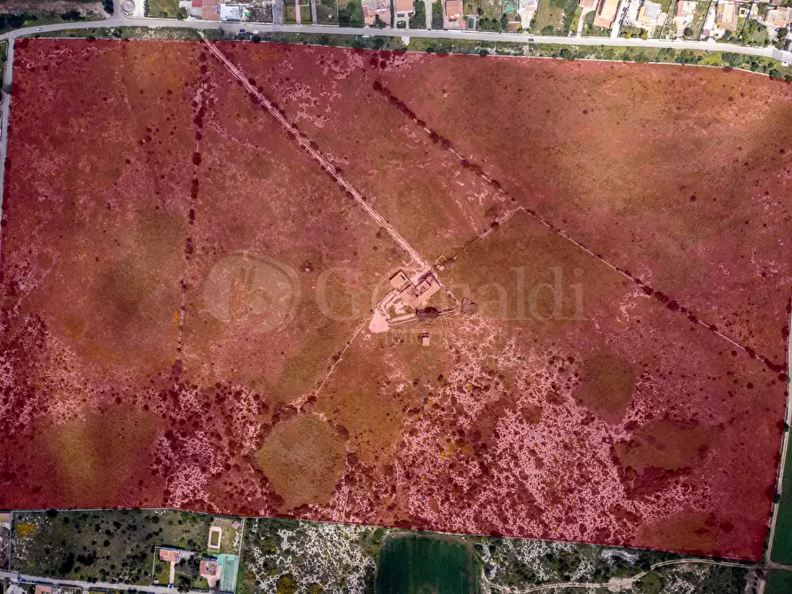 Immagine 23 di Villa in vendita  in VIA MALLIA 47 a Siracusa