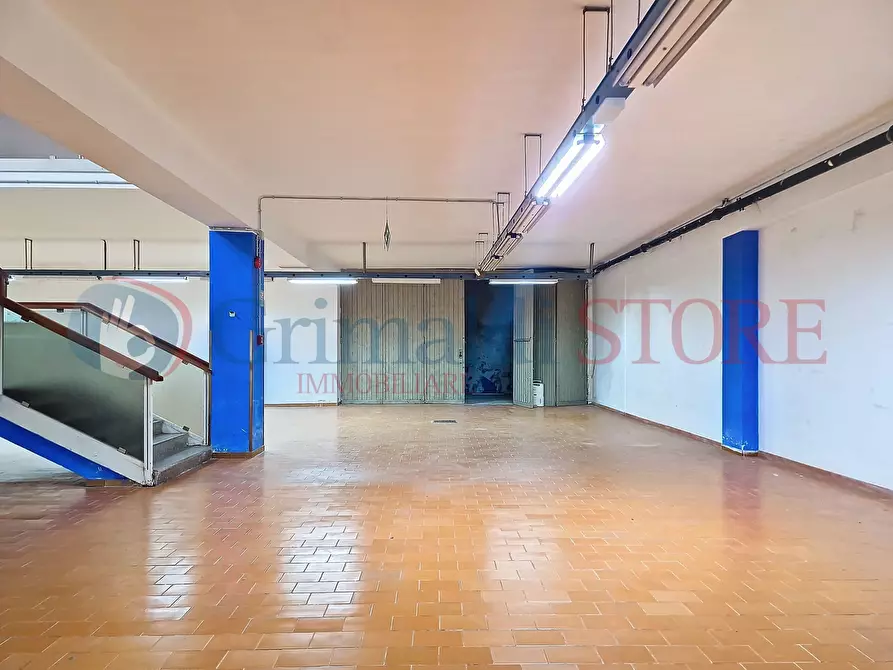 Immagine 34 di Attività commerciale in vendita  a Francavilla Fontana