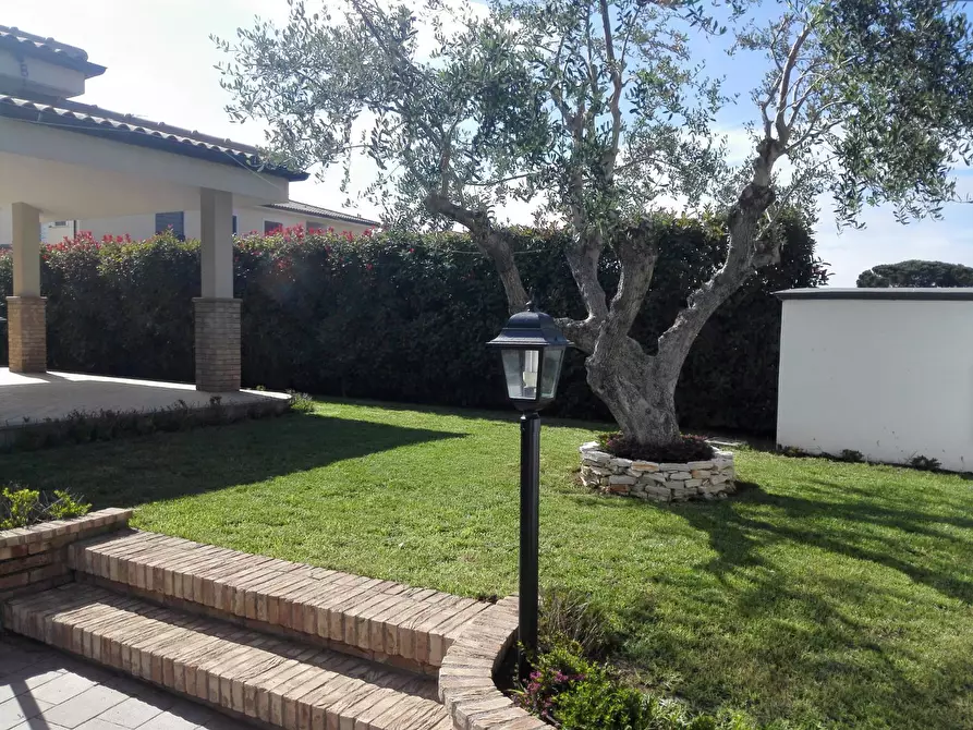 Immagine 23 di Casa bifamiliare in vendita  in Via Aurora 22 a Anzio