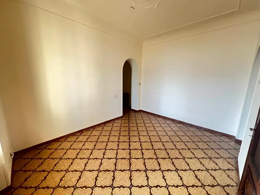 Immagine 7 di Bilocale in vendita  in Strada per Olcenengo 26 a Vercelli