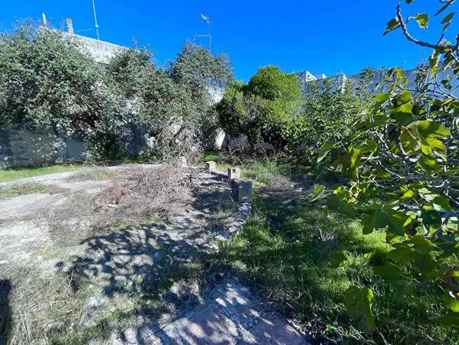 Immagine 39 di Villa in vendita  in Via Costantini 78 a Calimera