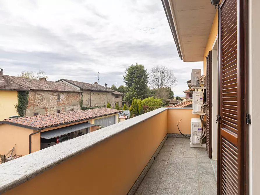 Immagine 27 di Villa in vendita  in Via Giovanni Falcone 5 a Stroppiana