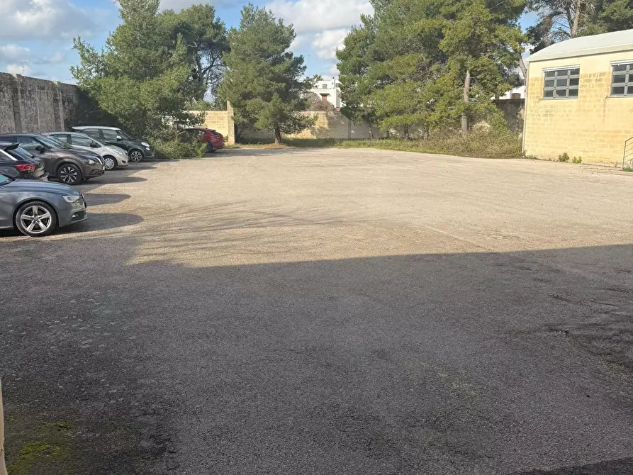 Immagine 5 di Magazzino in affitto  in Via Lequile 175 a Lecce